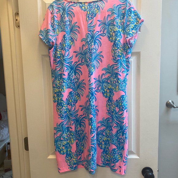 Lilly Pulitzer T-Shirt Dress - Picture 10 of 10